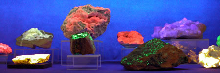 minerali fluorescenti