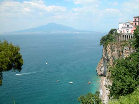 Vico Equense: veduta panoramica sul Golfo di Napoli (foto G. Ruggiero) 